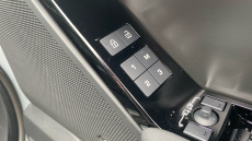 Land Rover Range Rover Velar 2.0 D200 MHEV Dynamic SE 5dr Auto Diesel Estate